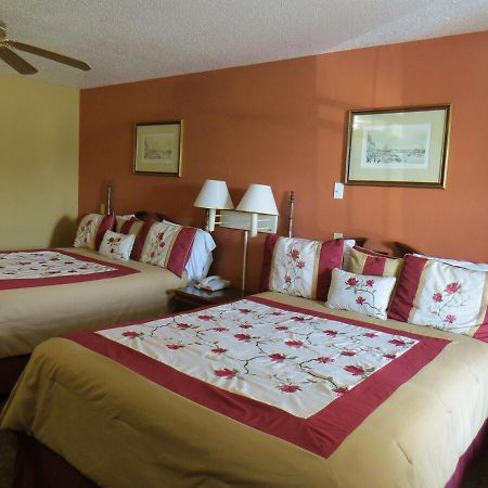 First Western Inn Caseyville Екстер'єр фото