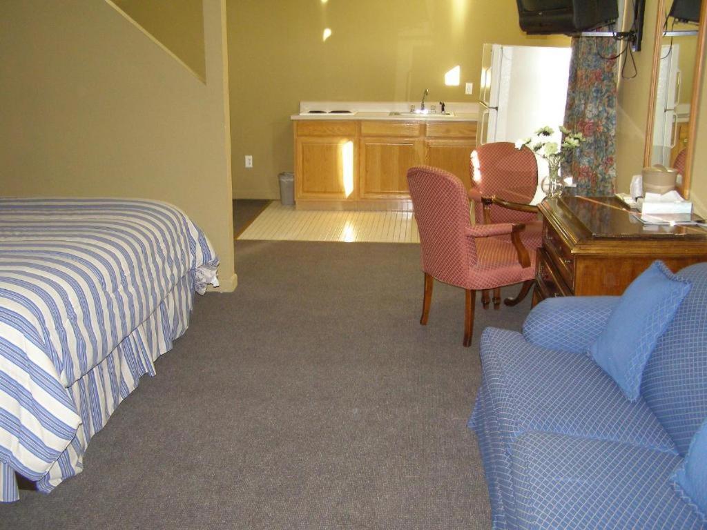 First Western Inn Caseyville Екстер'єр фото