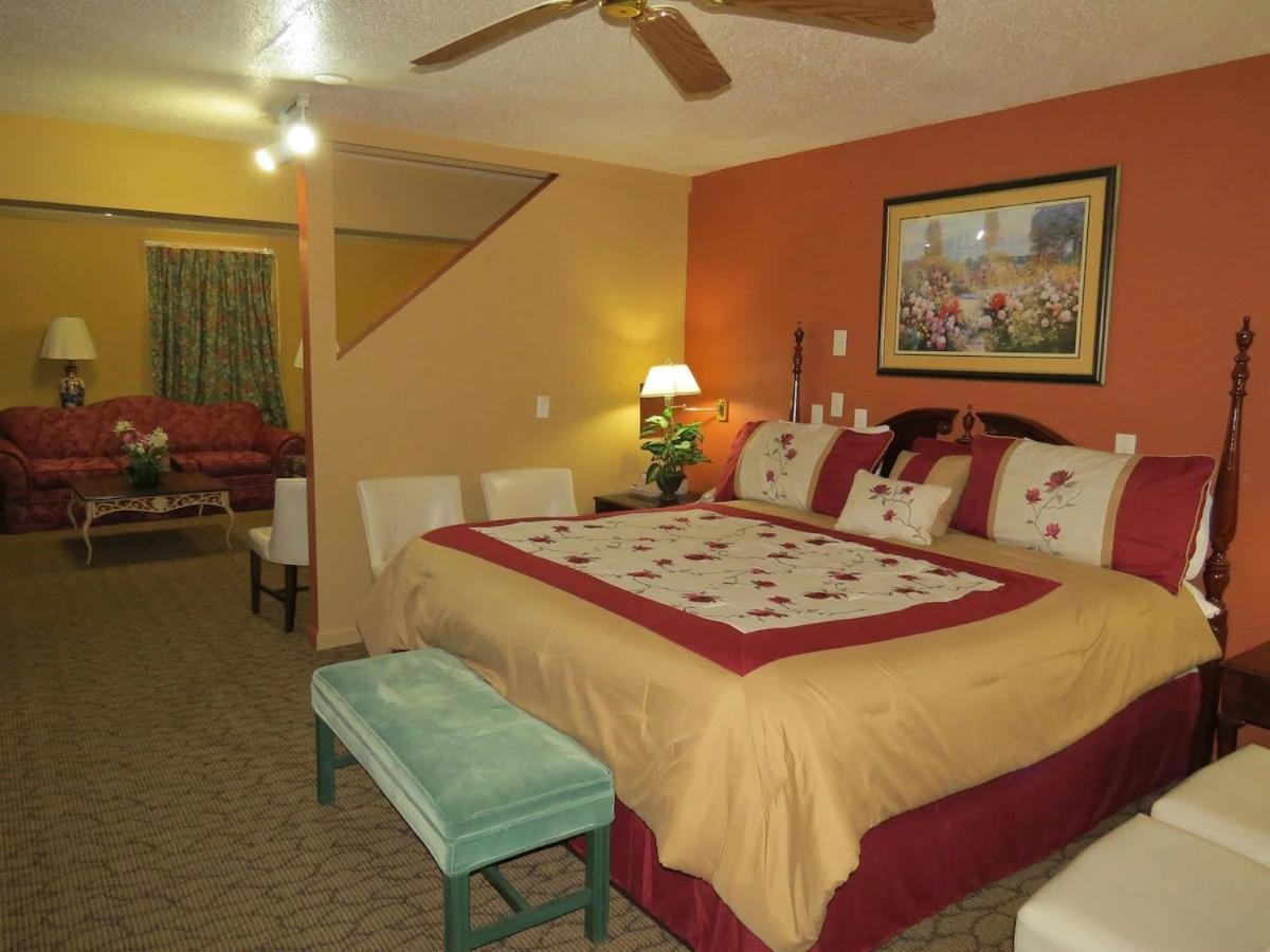First Western Inn Caseyville Екстер'єр фото